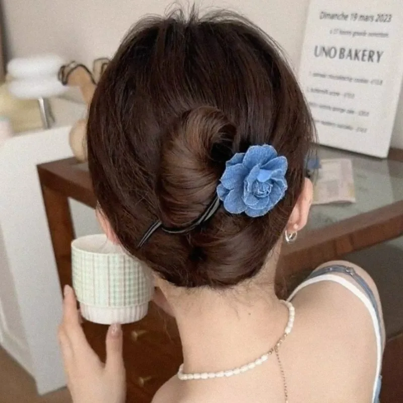 1/2Pcs S-shaped Cowboy Flower Hair Clip Creative Twist Blue Rose Hair Claw Women Ponytail Hairgrip Girls Hair Curler Headwear image 3