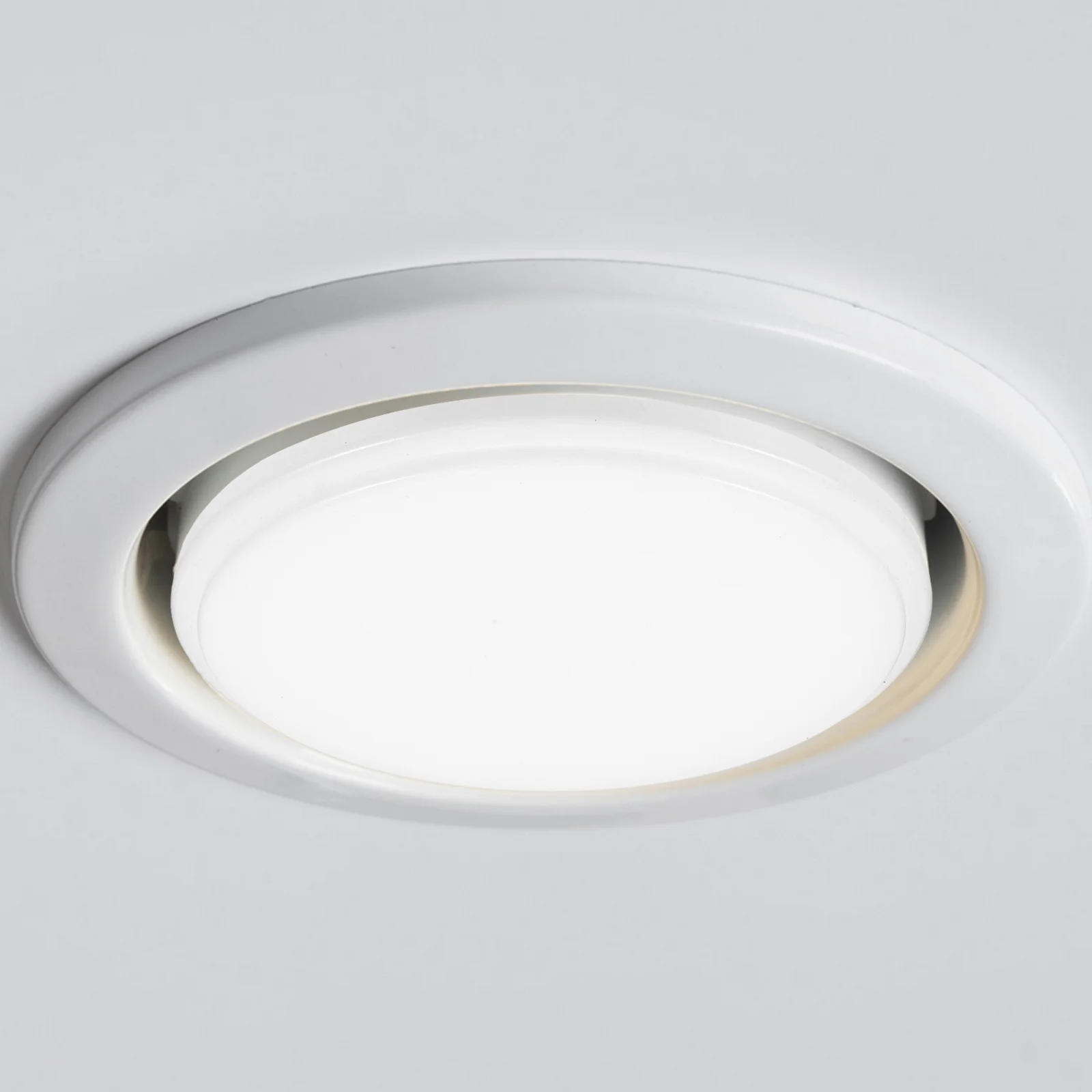 

Round Plastic Lampshade Ceiling Light Cover Clip on Replacement Modern Lamp Shade for Bedroom Kitchen Living Room