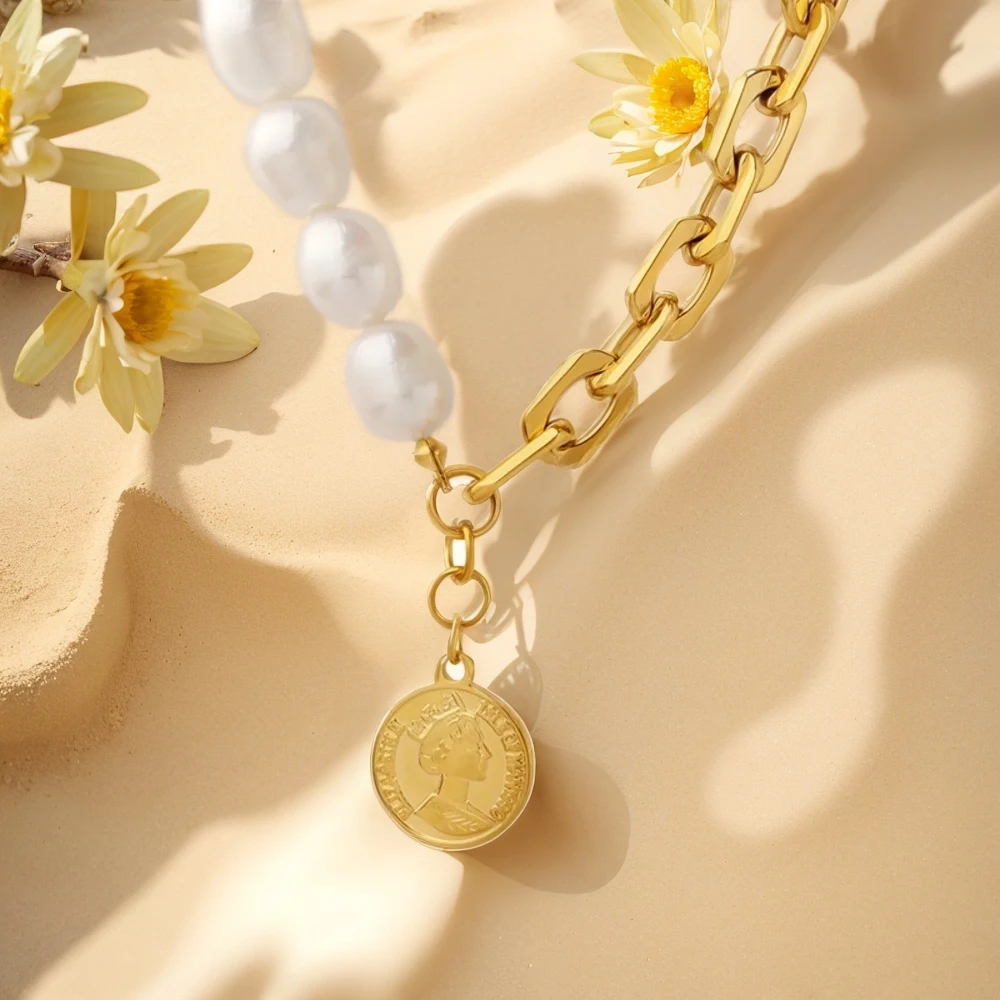 

Double Sided Wearable Freshwater Pearl Splicing Thick Chain Necklace Collarbone Chain Women's Fashionable Wedding Jewelry
