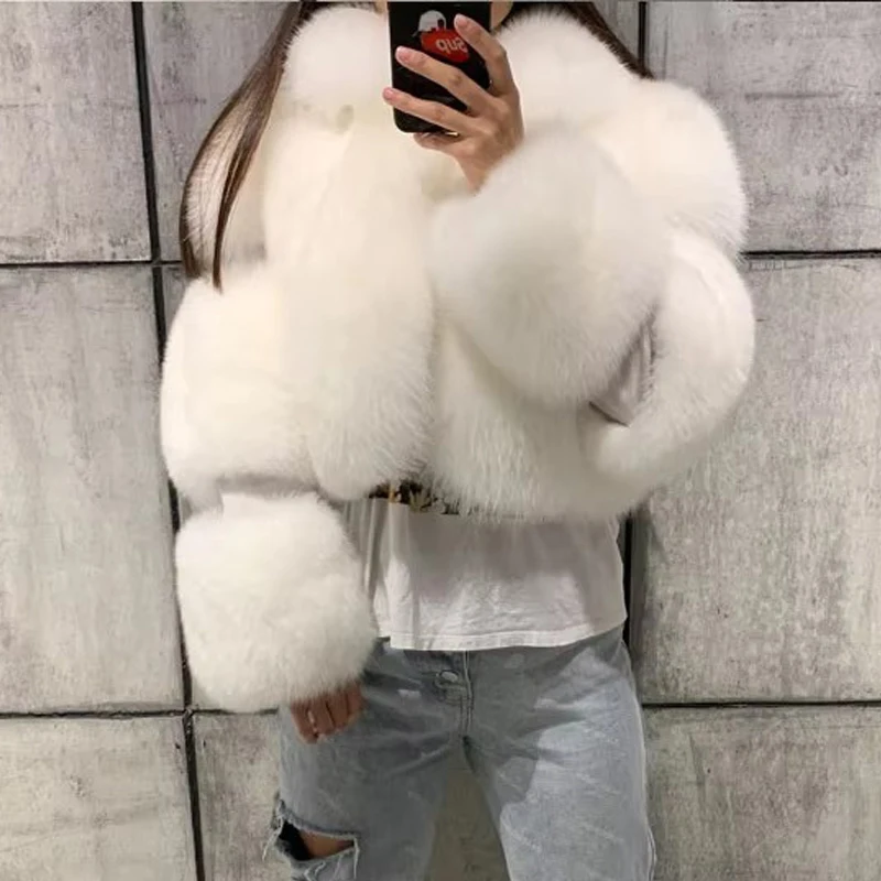 Winter Cropped Faux Fur Coat Women's Short Faux Fur Jacket Warm Fashionable Fox Fur Fluffy Jacket Women's Clothing Outerwears