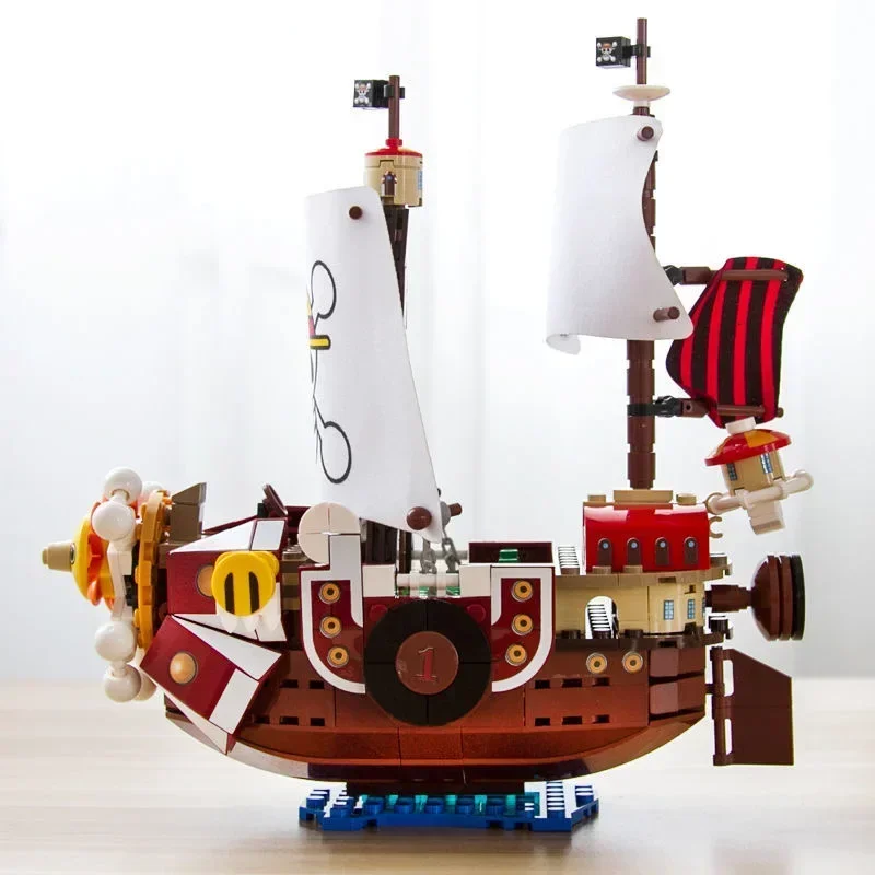 1484Pcs+9Dolls Thousand Sunny Boat Building Blocks Cartoon Pirate Ship Bricks Set Toys For Children Birthdays Christmas Gifts