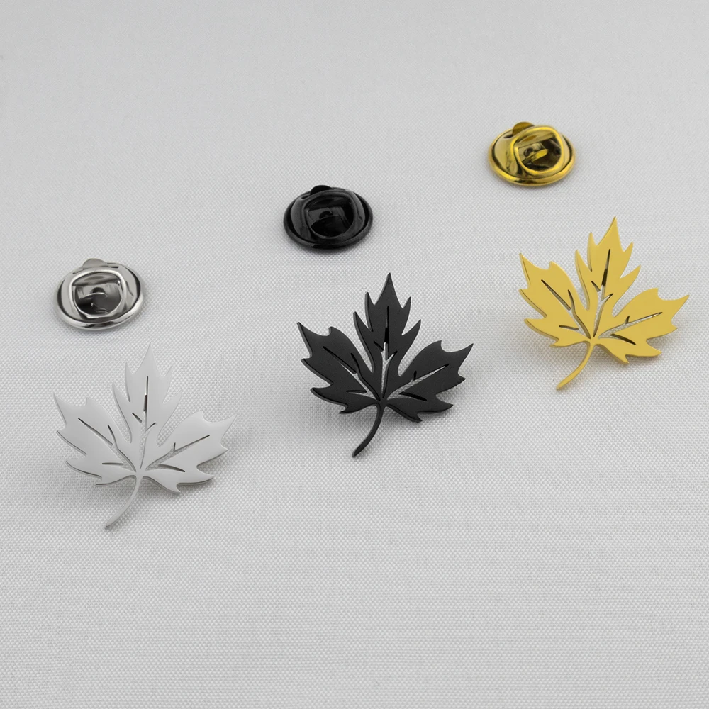 Personalized New good iuck maple leaf Brooch Custom Stainless Steel Gold-Plated Badge Men's Suit Brooch Fashion Jewelry Gift