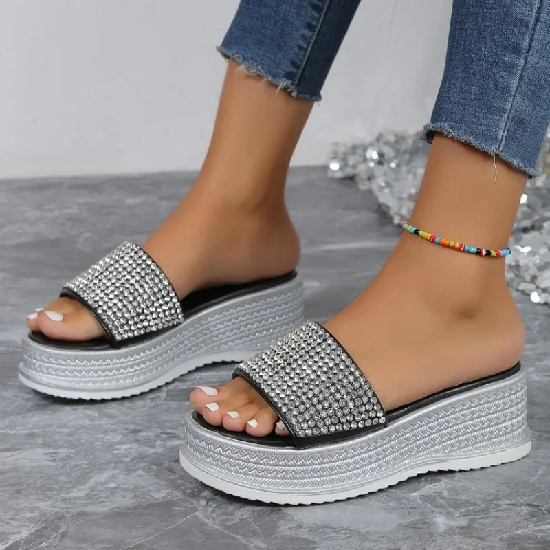 Rhinestone Slippers Women Summer Shoes Ladies Fashion Beach Shoes Designer Slides Woman Casual Comfortable Flip Flops platform