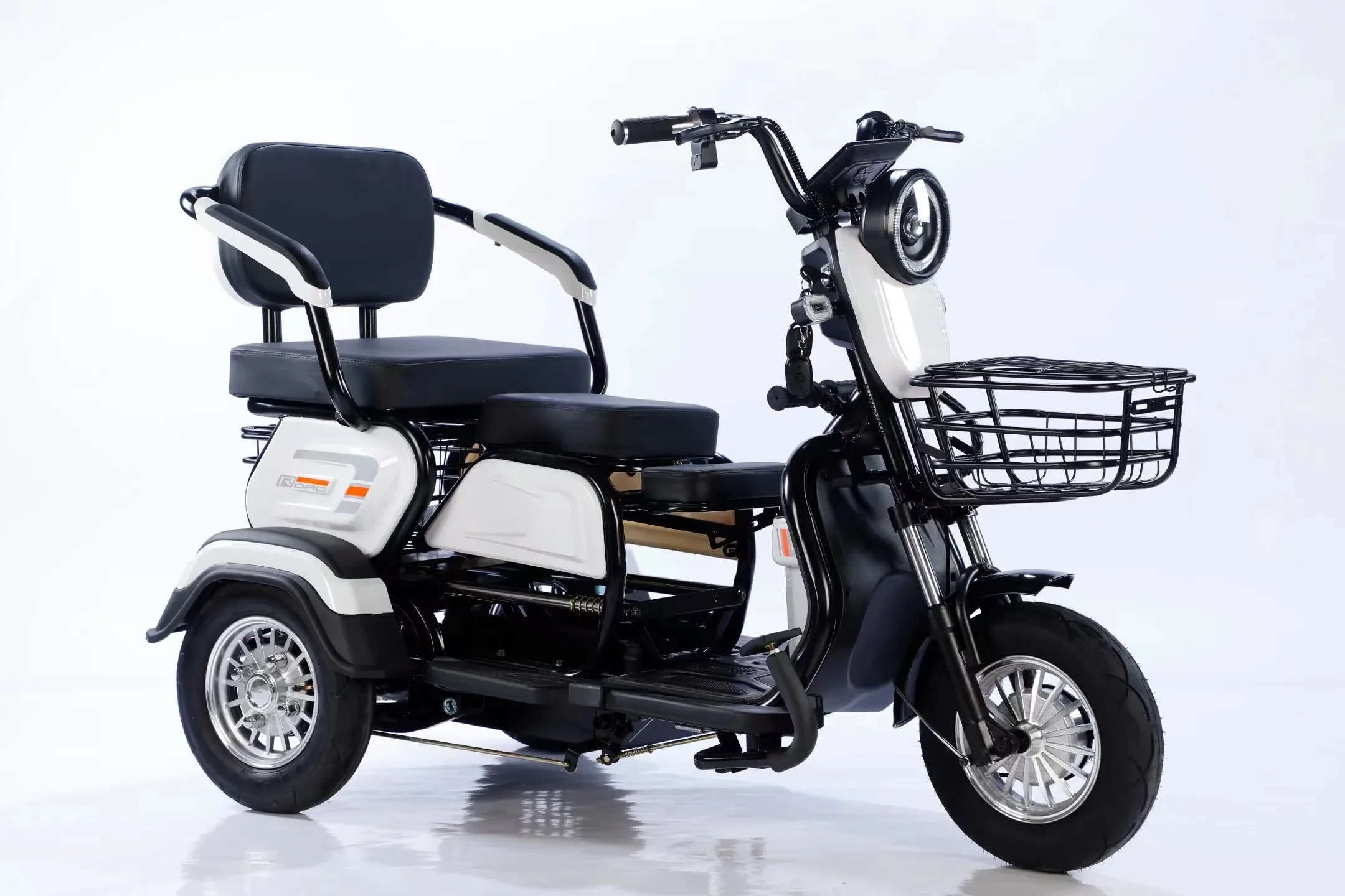 Tricycle  Is 600W, 48V Lead-acid Battery with Charger for Home and Commercial