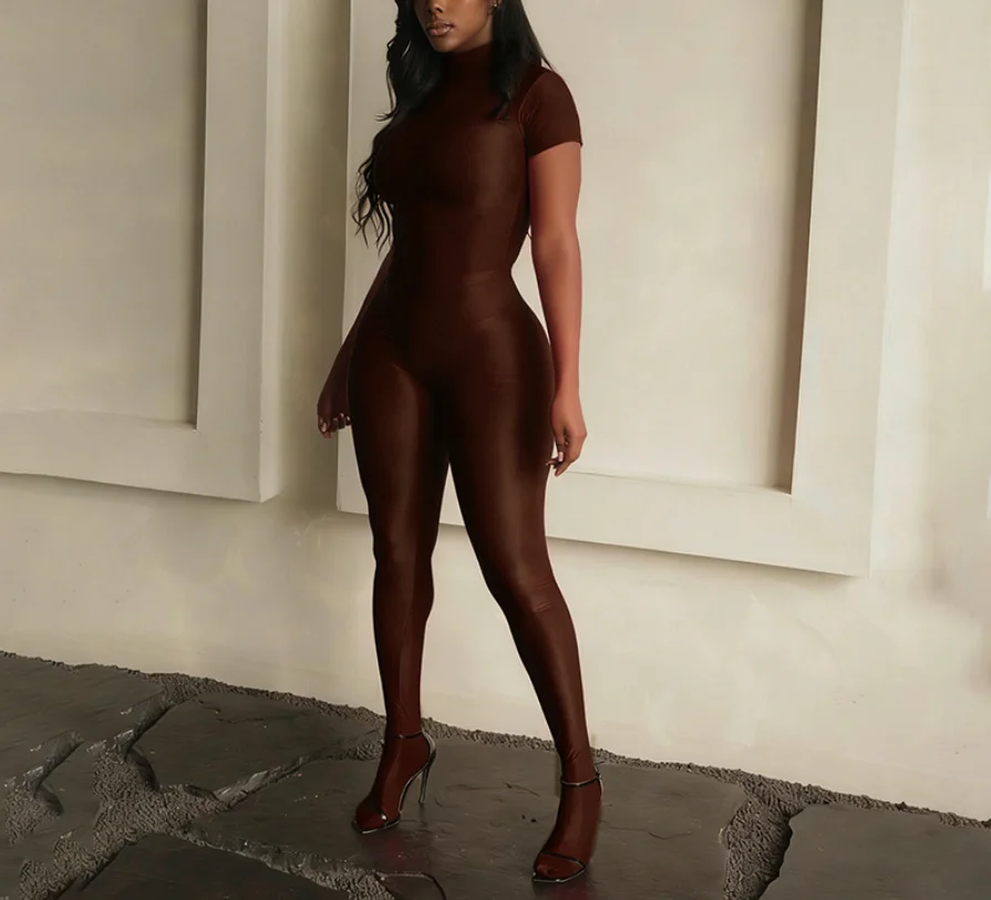 

2025 Autumn/Winter New Women's Fashion Half Height Neck Shoulder Solid Color Short Sleeve jumpsuit High Waist Set