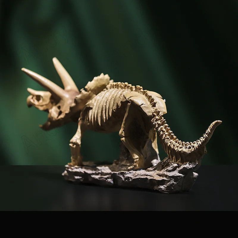 European Resin Statuette Manual Triceratops Skeleton Living Room Ornaments Retro Art Western Restaurant Statue Home Decoration