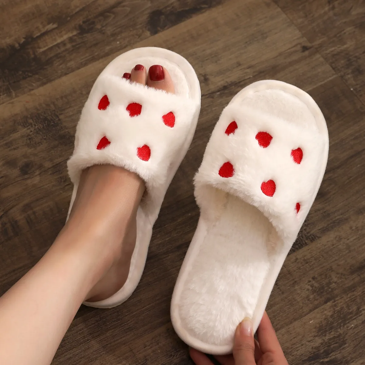 Fashion Red Love Print Women's Home Slippers Comfortable Lightweight Slides Sandals Shoes Soft Casual Flat Slippers Four Seasons