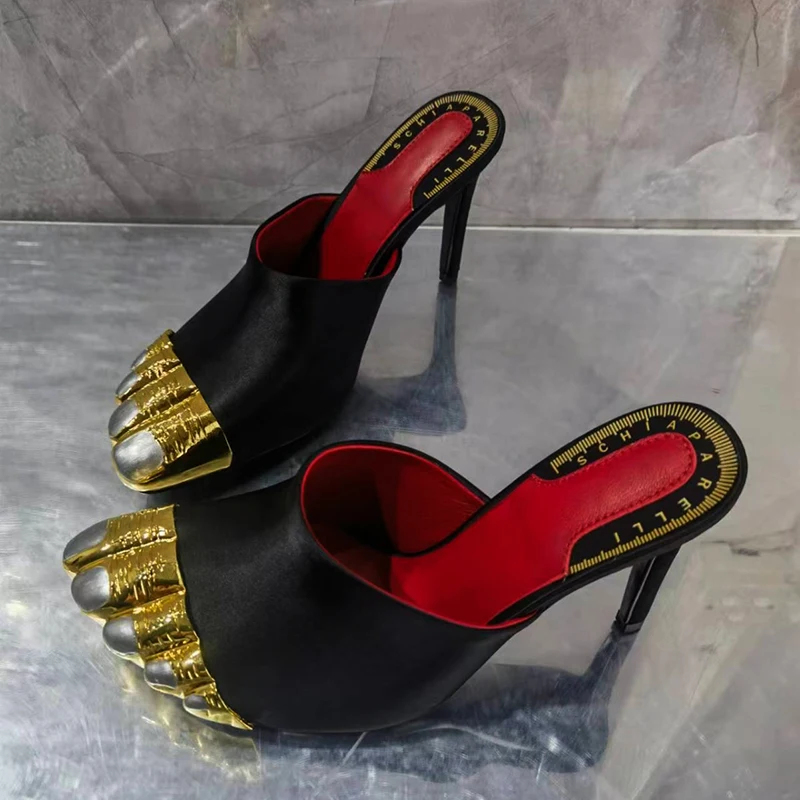 

Women's Pointed Toe Golden Five Toes Slingback Slippers Luxurious Black Gold Spliced ​​material Stiletto Slippers Strange Style