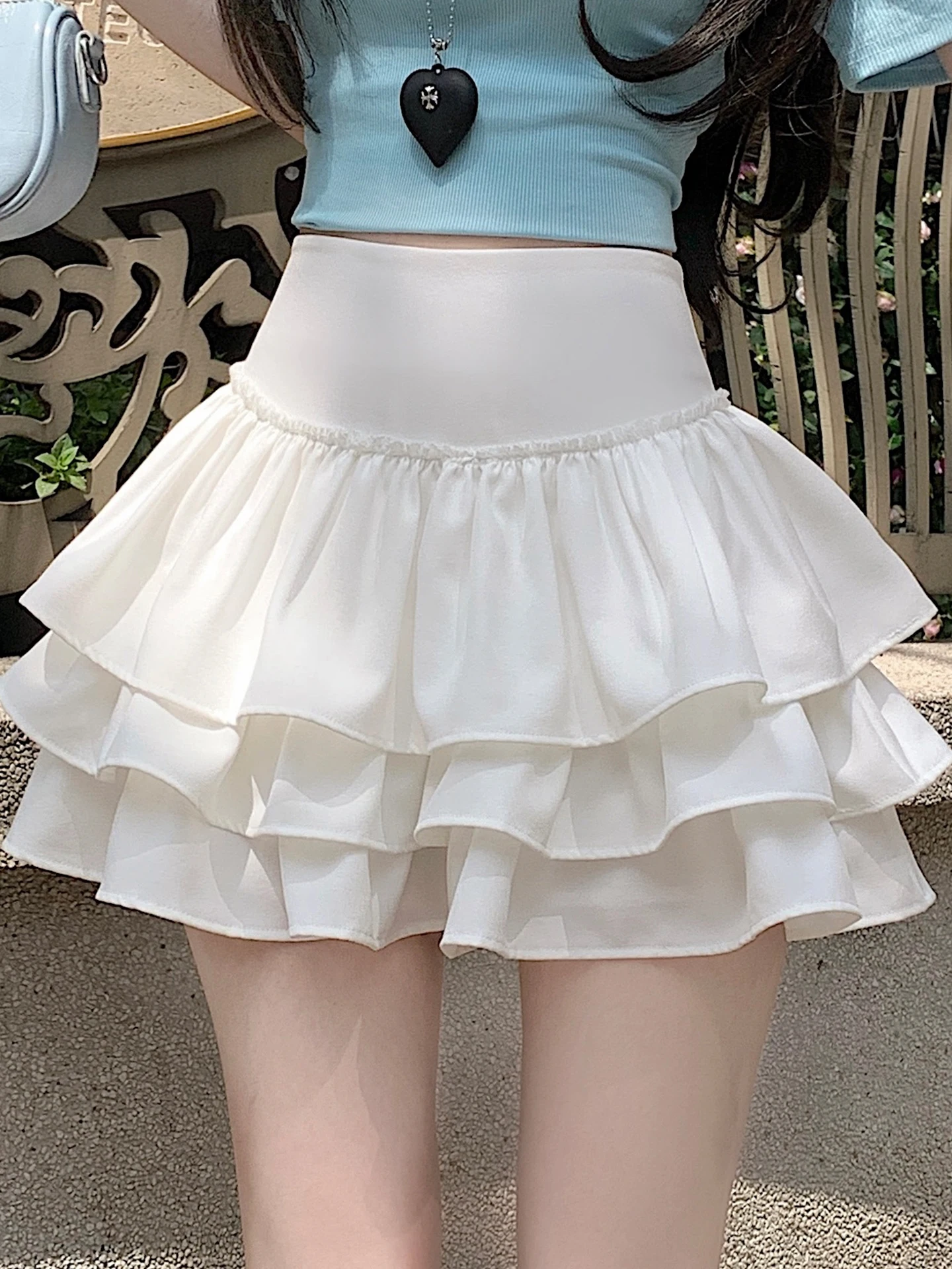 バレエスタイルホワイトケーキショートスカートレディースハイウエストスリムaラインハーフ丈スカート美しいフリルパフィースカート