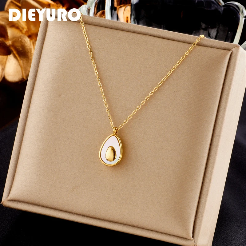 DIEYURO 316L Edelstahl Shell Avocado Anhänger Halskette Für Frauen Design Kreative Mädchen Schlüsselbein Kette Schmuck Geburtstag Geschenk