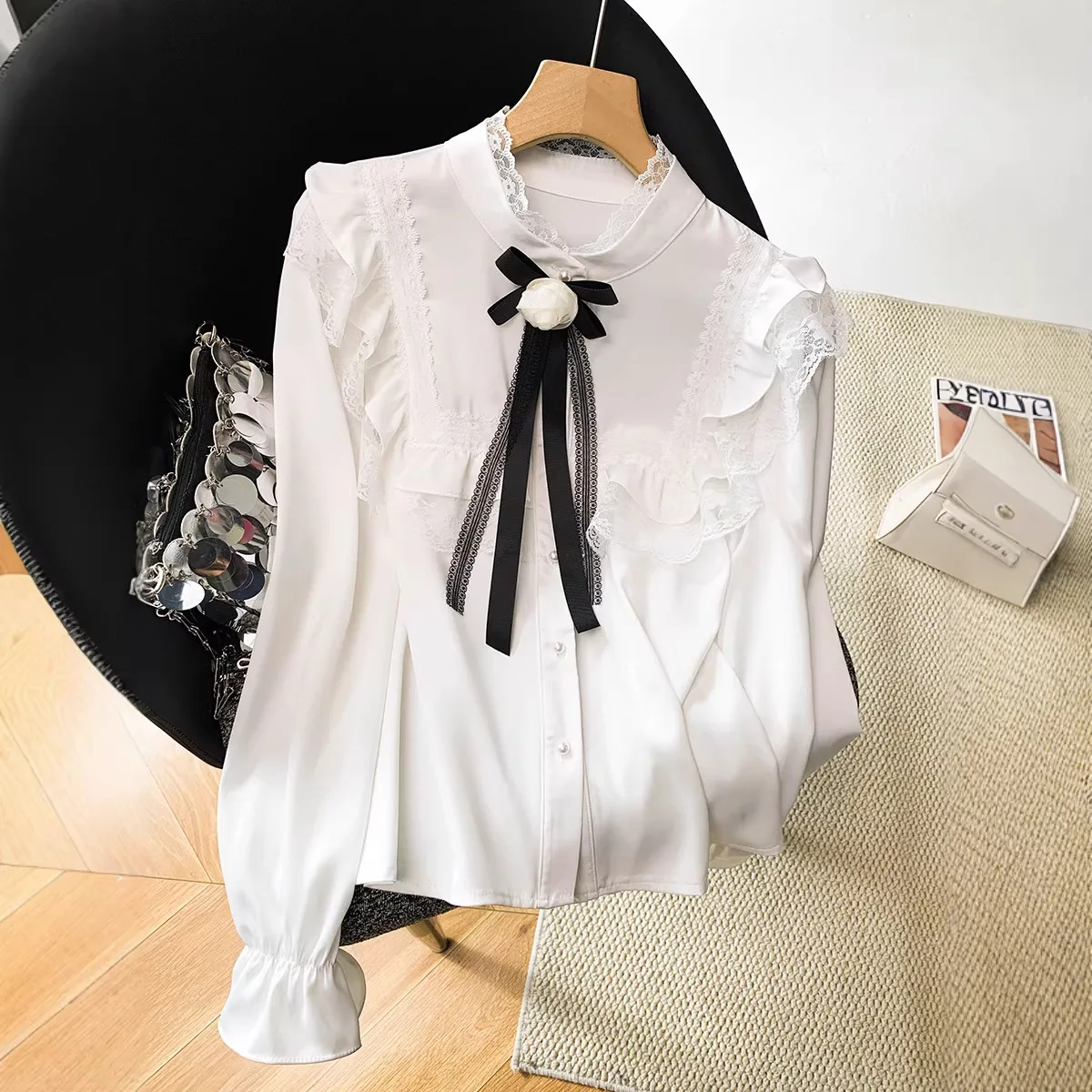 

Элегантная кружевная блузка с цветочным узором из весенней коллекции, с высоким воротником, в стиле «Маленькая Франция», роскошная, модная, для офиса, приталенная, в стиле «Принц».