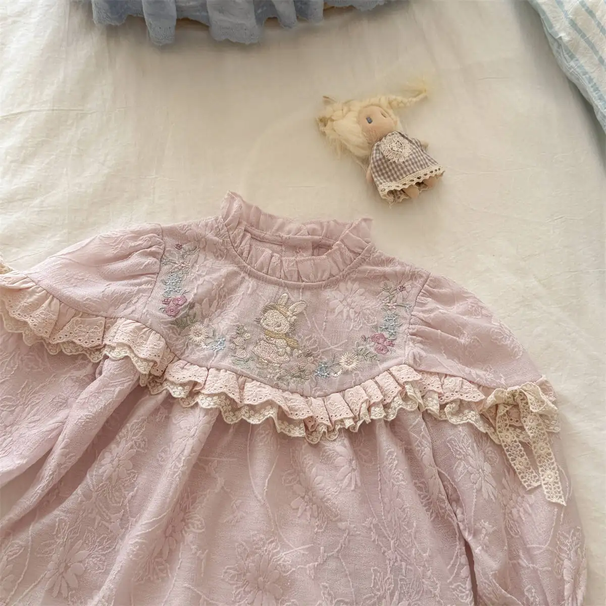 Girl Shirt 2026 Spring and Autumn New Children's Clothing Korean Style Girl Baby Sweet Lace Embroidery Broken Flower Doll Shirt - view 3