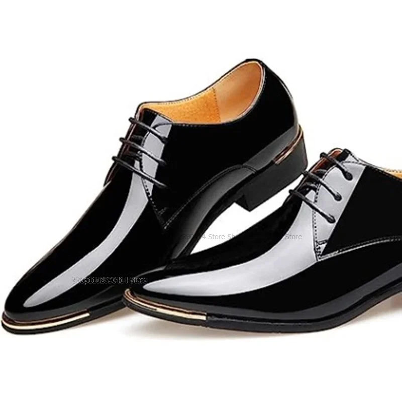 รองเท้าหนังแก้วสีดำขอบโลหะ แต่งสายรัด สำหรับผู้ชาย รองเท้าทางการคุณภาพสูง รองเท้าแฟชั่นทันสมัยแบบหุ้มส้นต่ำ