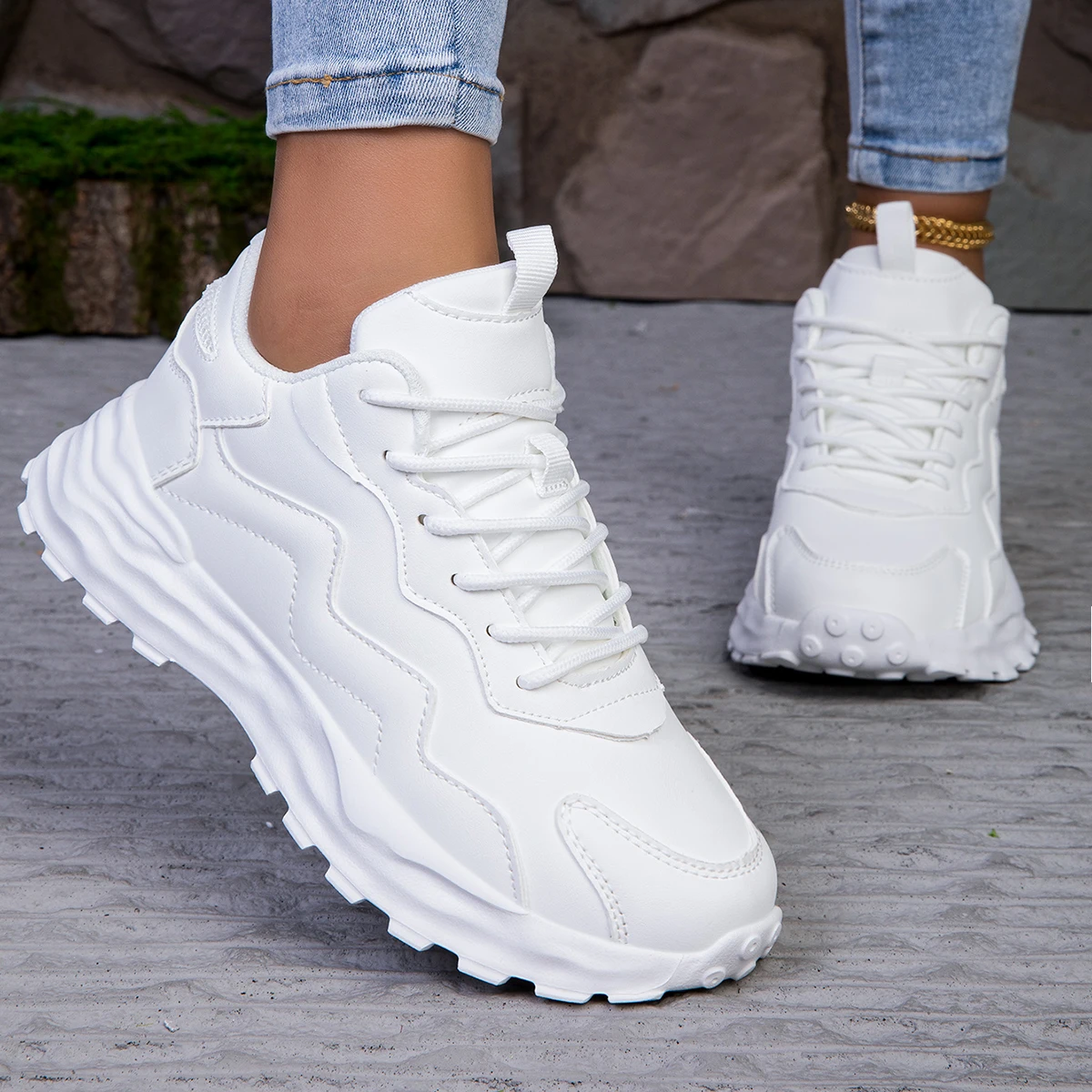 Fashion Woman Vulcanize Platform Casual Sneakers Women Flats Mesh Breathable Running Walking Shoes Chunky Sports Shoe