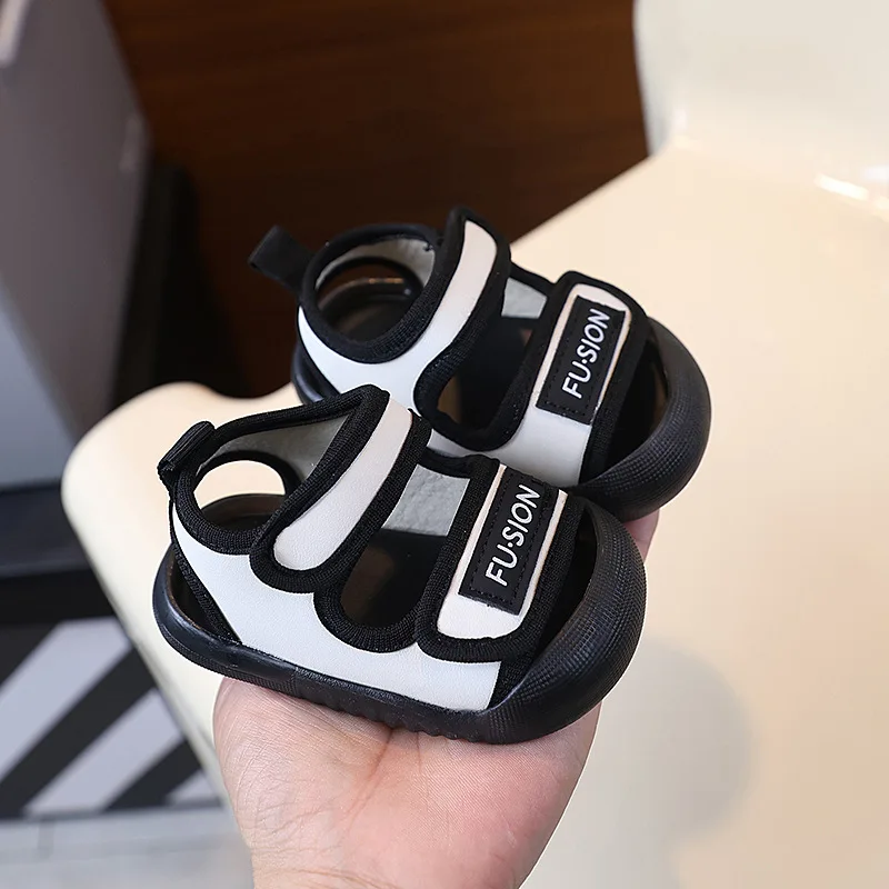 Fashion Baby Shoes 2026 Summer New Kids Sandals Comfort Non Slip Kids Beach Shoes Simple Versatile Girls' Sports Sandals Туфли