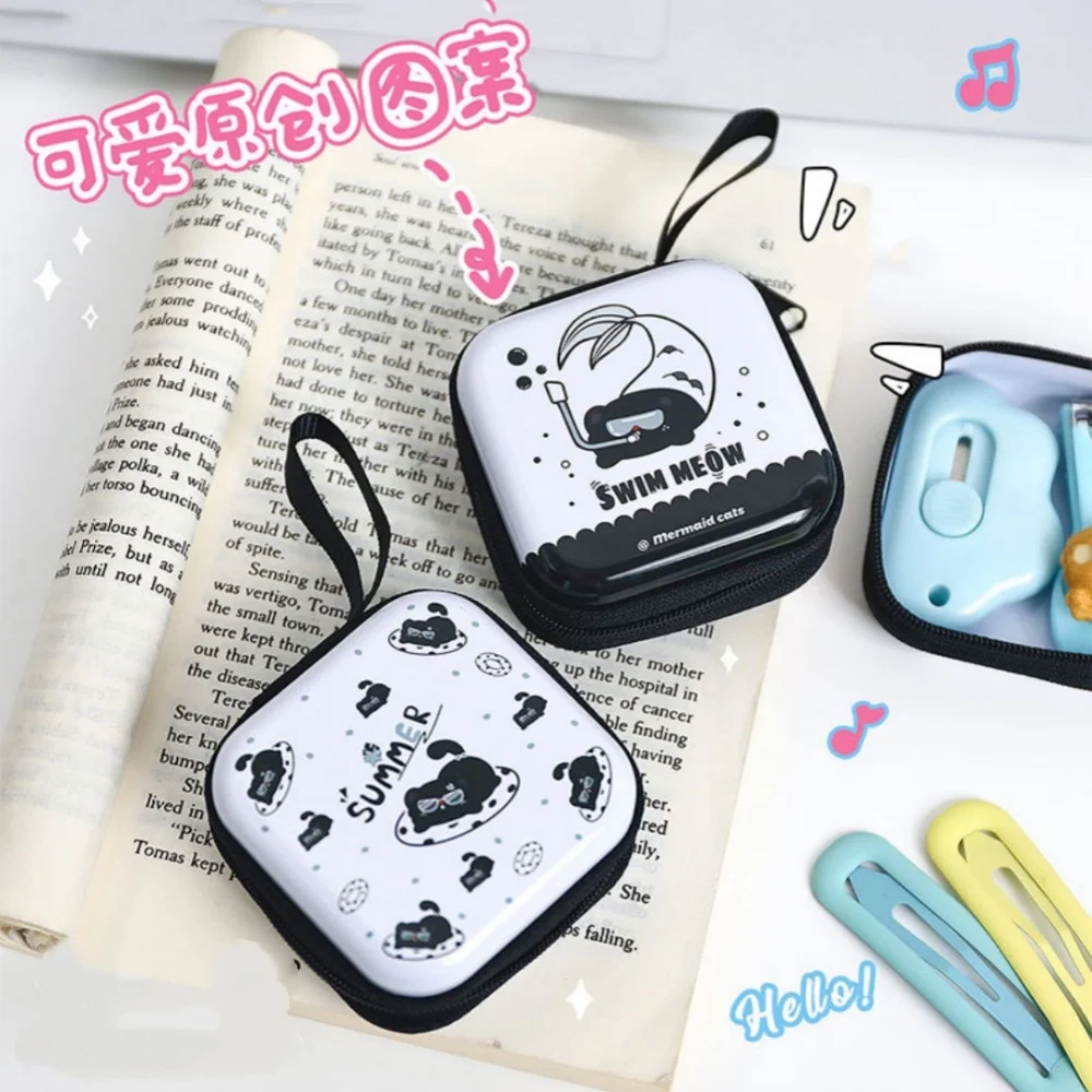 กระเป๋าใส่หูฟัง น้ำหนักเบา ดีไซน์แมว กระเป๋าสตางค์ กระเป๋าใส่กุญแจแบบพกพา กระเป๋าใส่เหรียญดีบุกคุณภาพสูง สำหรับเดินทาง ของขวัญ ใช้ในชีวิตประจำวัน