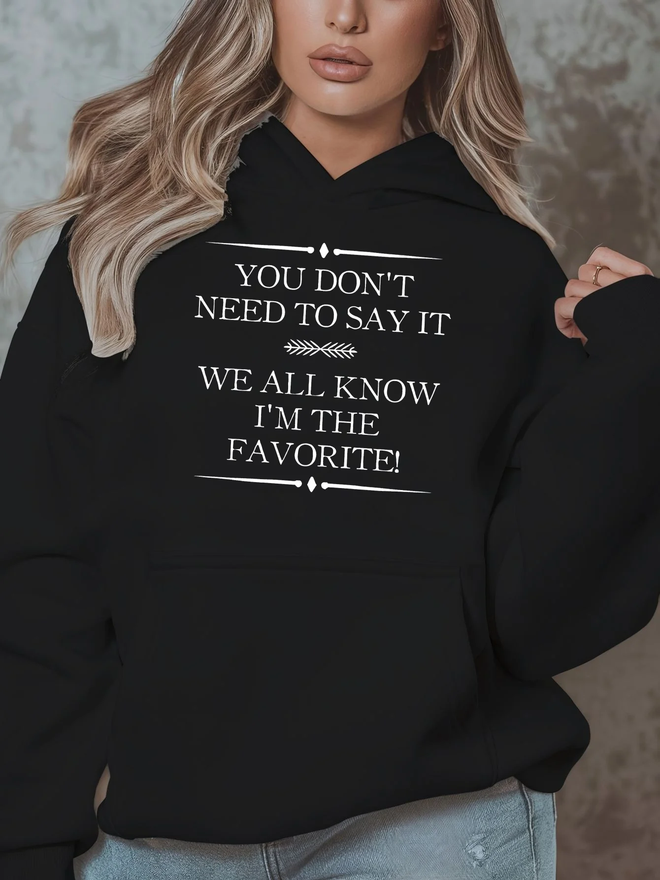 

Casual hooded sweater with eye-catching letter pattern print, comfortable long-sleeved pullover for autumn and winter seasons