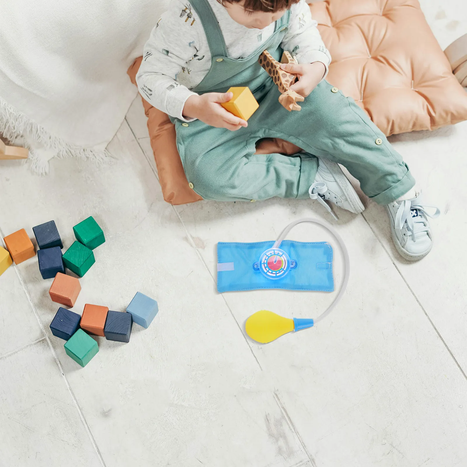 

Pretend Play Doctor Kit Kids Realistic Medical Role Play Set for Toddlers Preschool Boys Girls