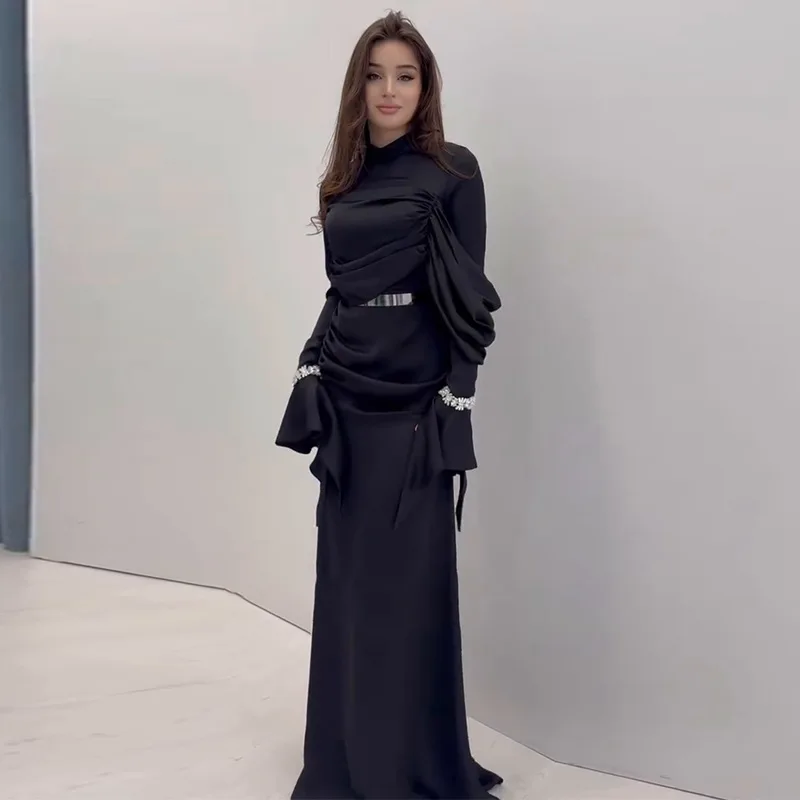 Modne damskie sukienki na rok 2025, jednolite kolory, długi rękaw, dekolt okrągły, plisowane, do ziemi, symetryczne, luksusowe, modne, dopasowane, odzież damska.