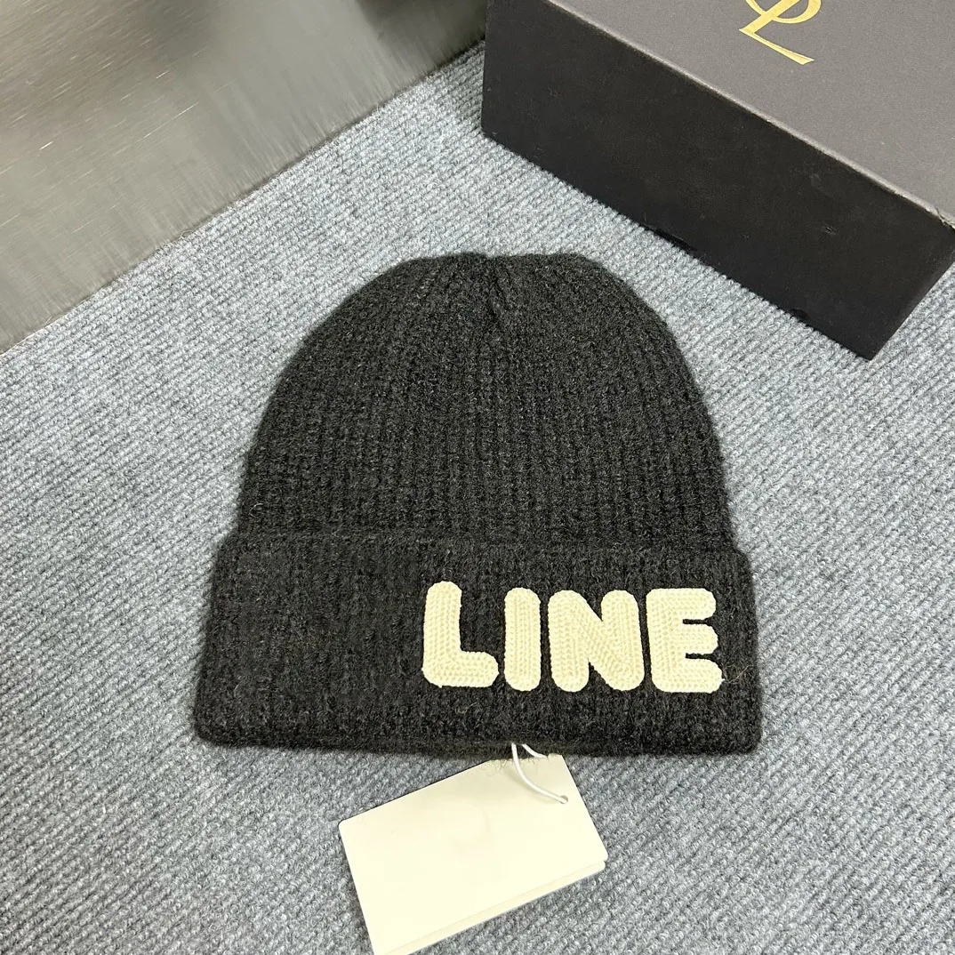 

European Trendy Big Letter Beanies Street Caps Unisex Hats Winter Bonnets