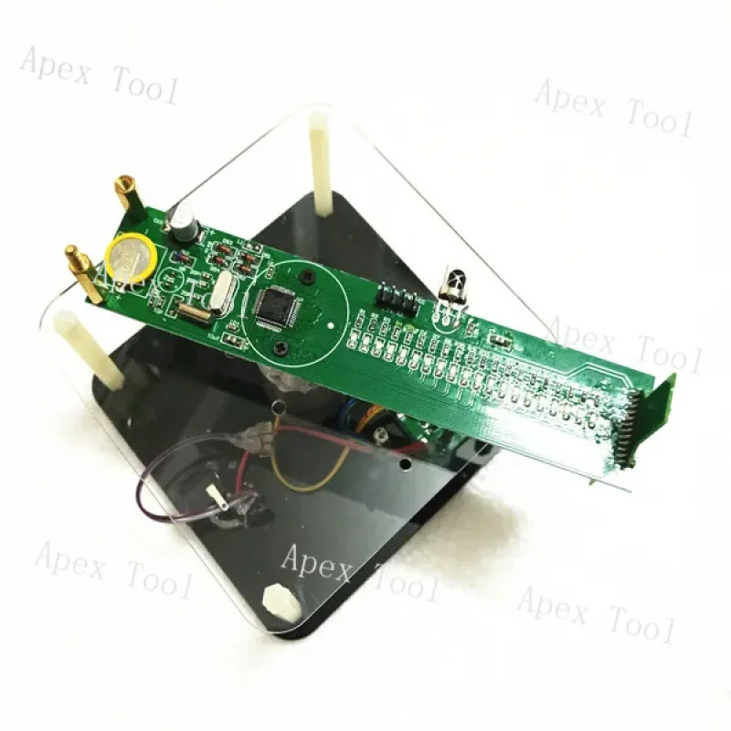 Dreidimensionales, drehbares LED-Anzeigekit mit Einzelchip-POV-Uhr