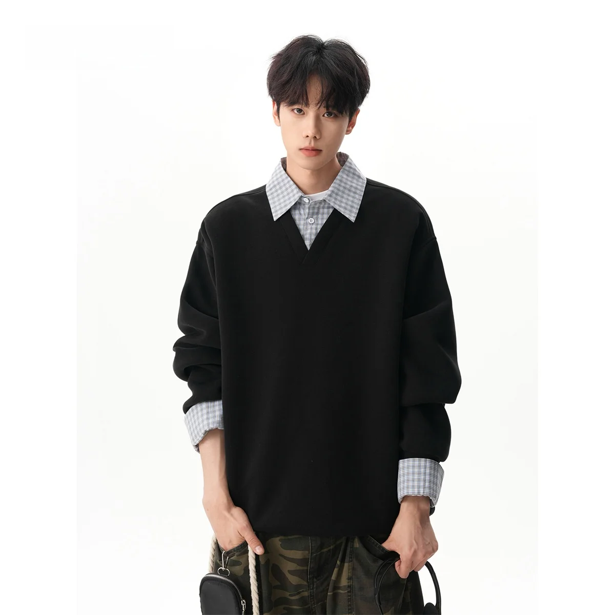 

Simple Plaid Long Sleeve Neck Sweatshirt Style Base Shirt No Hat Overhead Top for Men Casual Loose Fit Polyester Fiber