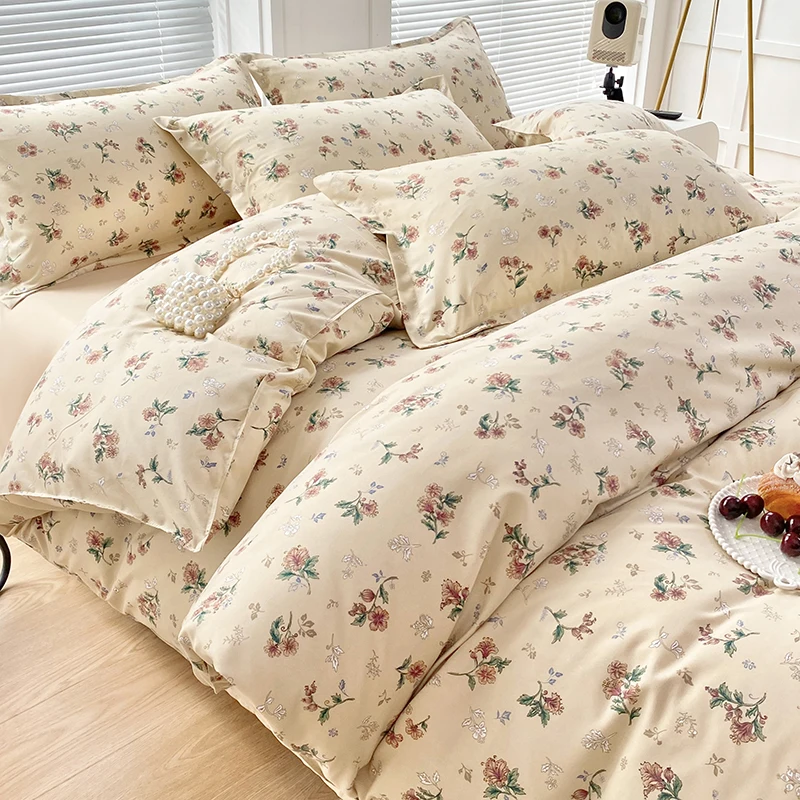 4PC Vintage Pastoral Floral Bedding Set, Soft Breathable All-season Bedding for Warm Bedrooms & Homestays