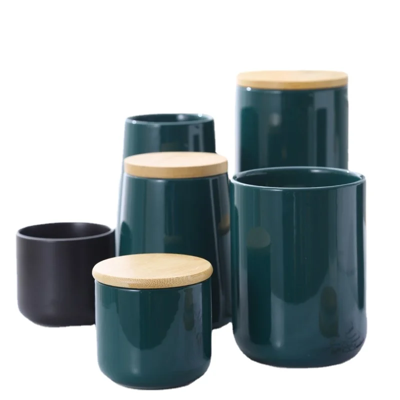 Nordic Style Ceramic Sealed Pot, Bamboo Cover, Dust-proof and Moisture-Proof, Various Sizes and Specifications