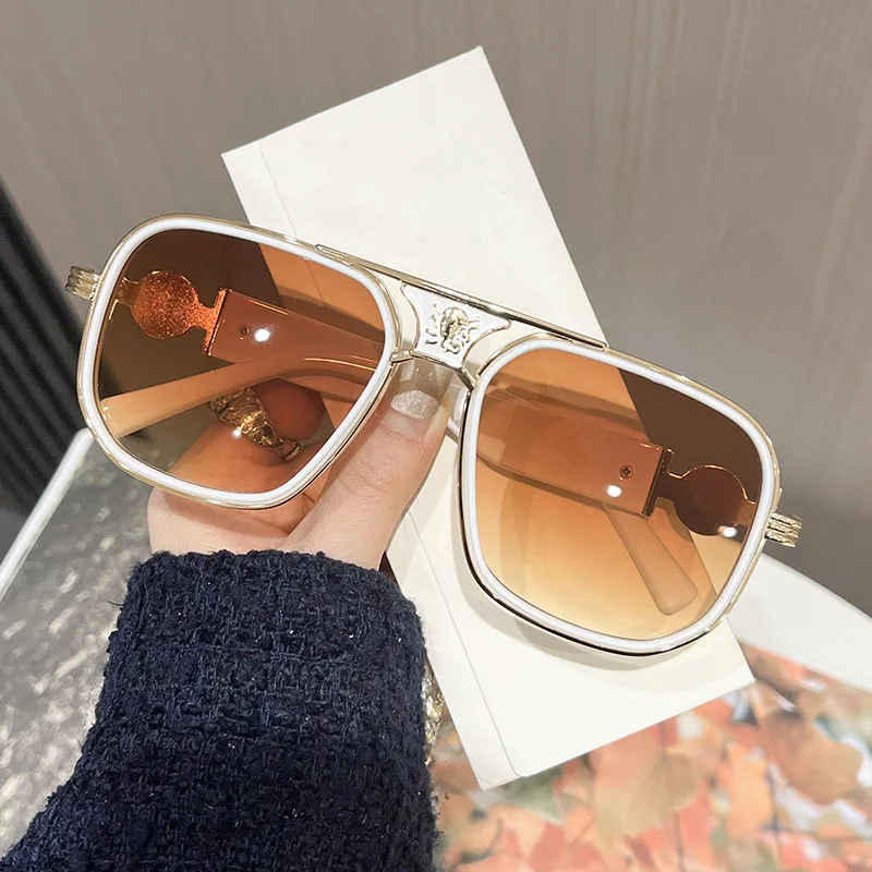 Nuevas Gafas de Sol de Moda, Súper Grandes, Retro, con Degradado de Color, Doble Puente Metálico, Decoración de Cabeza de Serpiente, Estilo Futurista Y2K