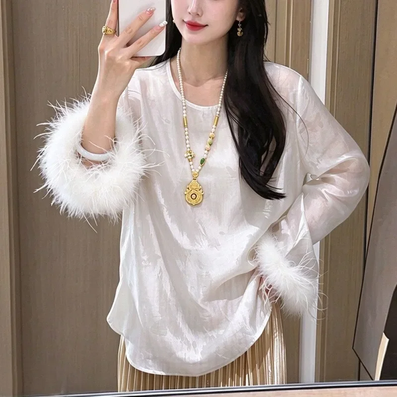 New Chinese-style Long-sleeved Base Shirt Two-piece Set. Spring and Autumn Beaded Embroidery Round-neck Waistcoat Set for Women.