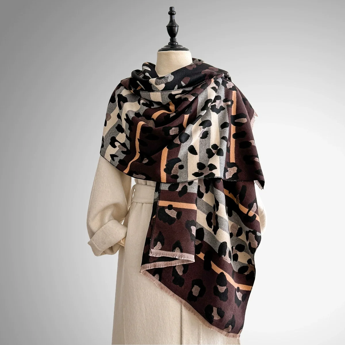 

Women's Thick Warm Leopard Print Outerwear Streetwear & Elegant Cloak Coat Jacket & Poncho for Autumn Winter
