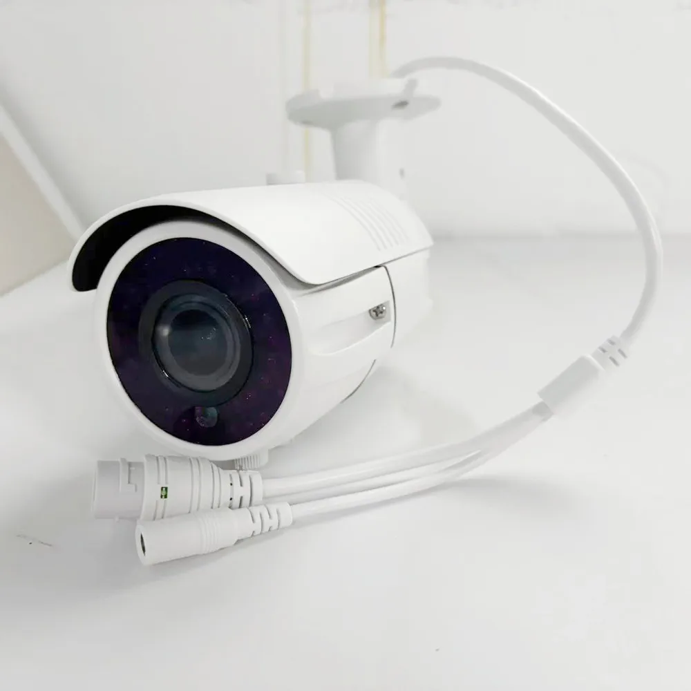 5MP IP Surveillance POE Camera 2.8-12mm Lens 4X Manual Zoom 4MP Waterproof Outdoor Security Network Camera XMEye APP