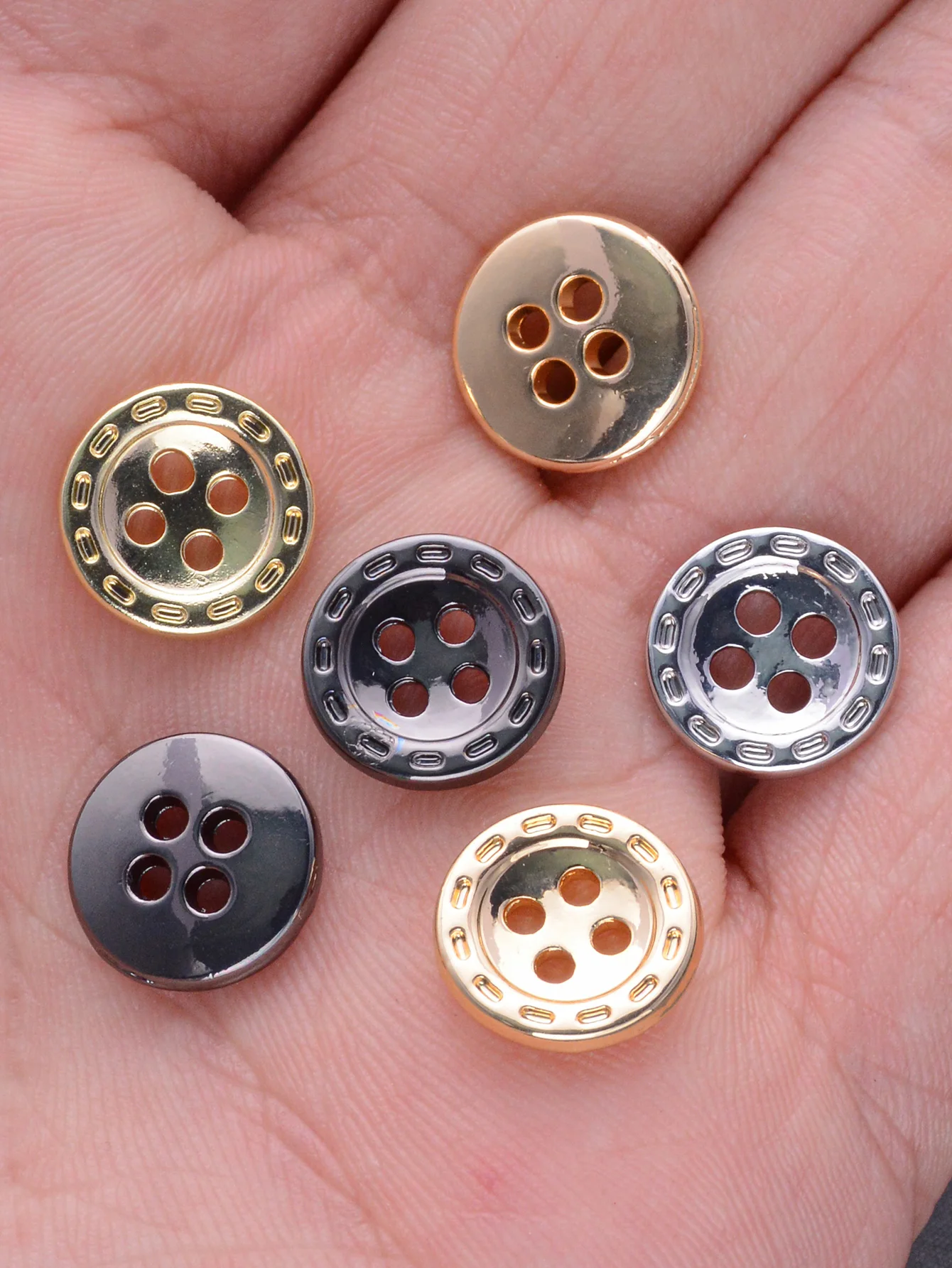 10 sztuk/opakowanie 12mm 4-otworowe okrągłe metalowe guziki do odzieży, garniturów, koszul, akcesoria do szycia DIY, guziki z nóżką