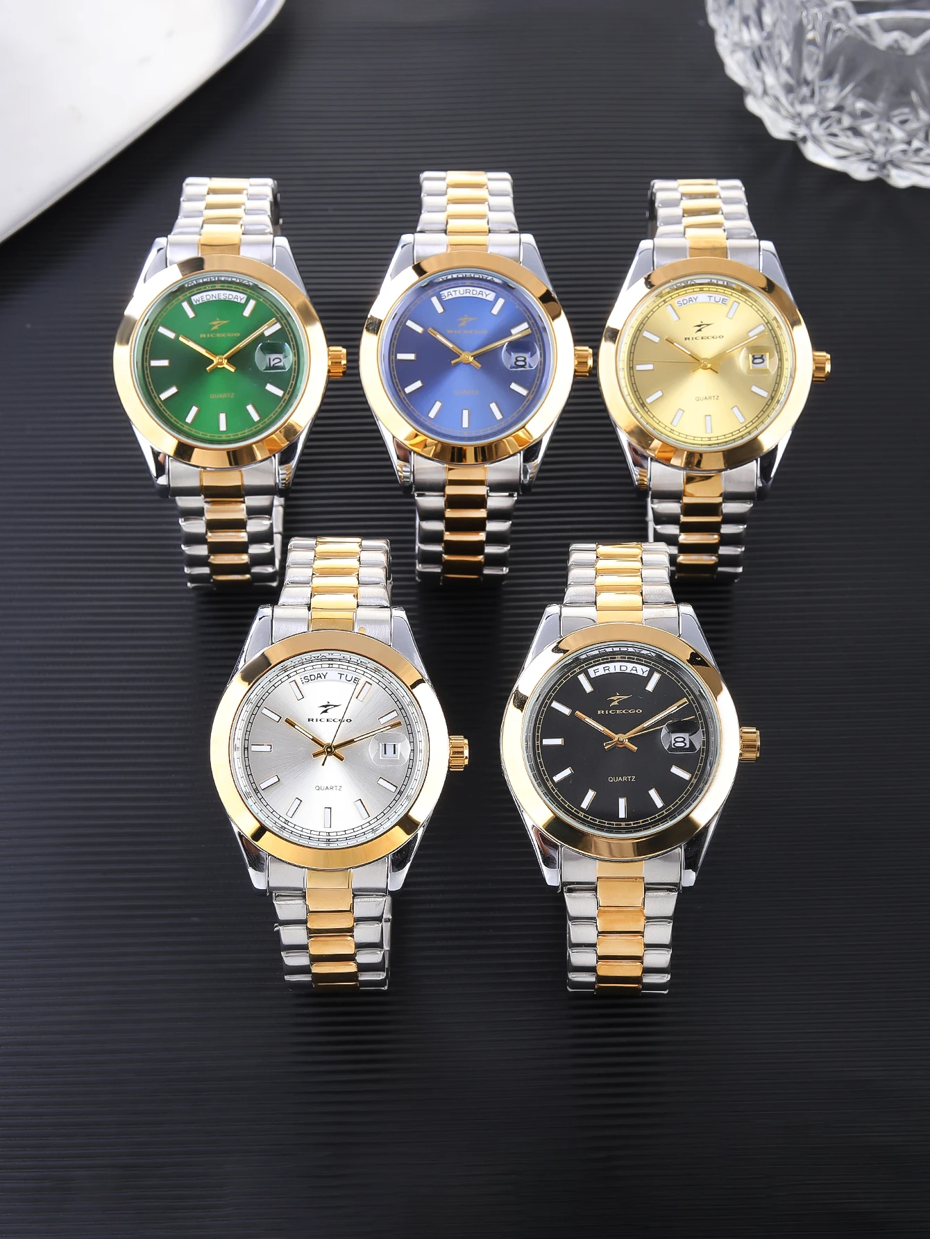 

Ricecgo 1Pc Men's Classic Quartz Watch - Business Style, Round Dial, Bar Scale, Dual Calendar Display, Stainless Steel Strap, Quartz Movement, Suitable for Daily Wear, Ideal Gift for Birthdays or Special Occasions