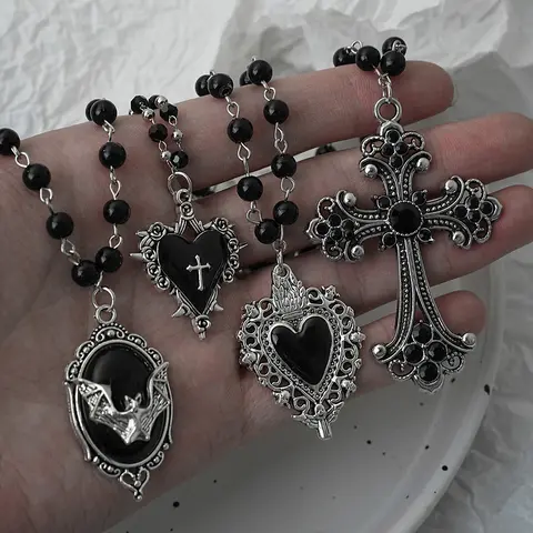 Gothic Bat Cross Dark Pendant Necklace Set, Y2K Personalized Thorn Love Black Bead Stacked Necklace Set, Suitable as Halloween G