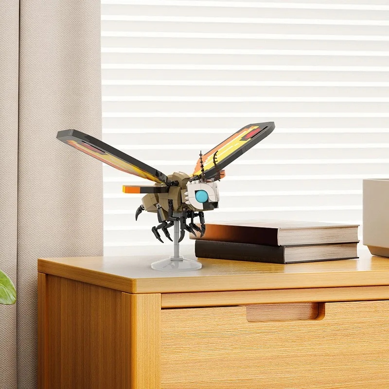 

Creative Animal Assemble Model MOC Moth Butterfly Monster Building Blocks Cartoon Sets DIY Ornaments Toys Children Festival Gift