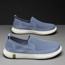 

The new men's flying woven shoes are lightweight and breathable men's casual shoes sneakers men men shoes