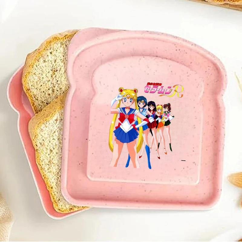 

Sailor Mooned Toast Shaped Portable Lunch Box Sandwich Silicone Bento Box with Lid Office School Outdoor Lunch Food Container