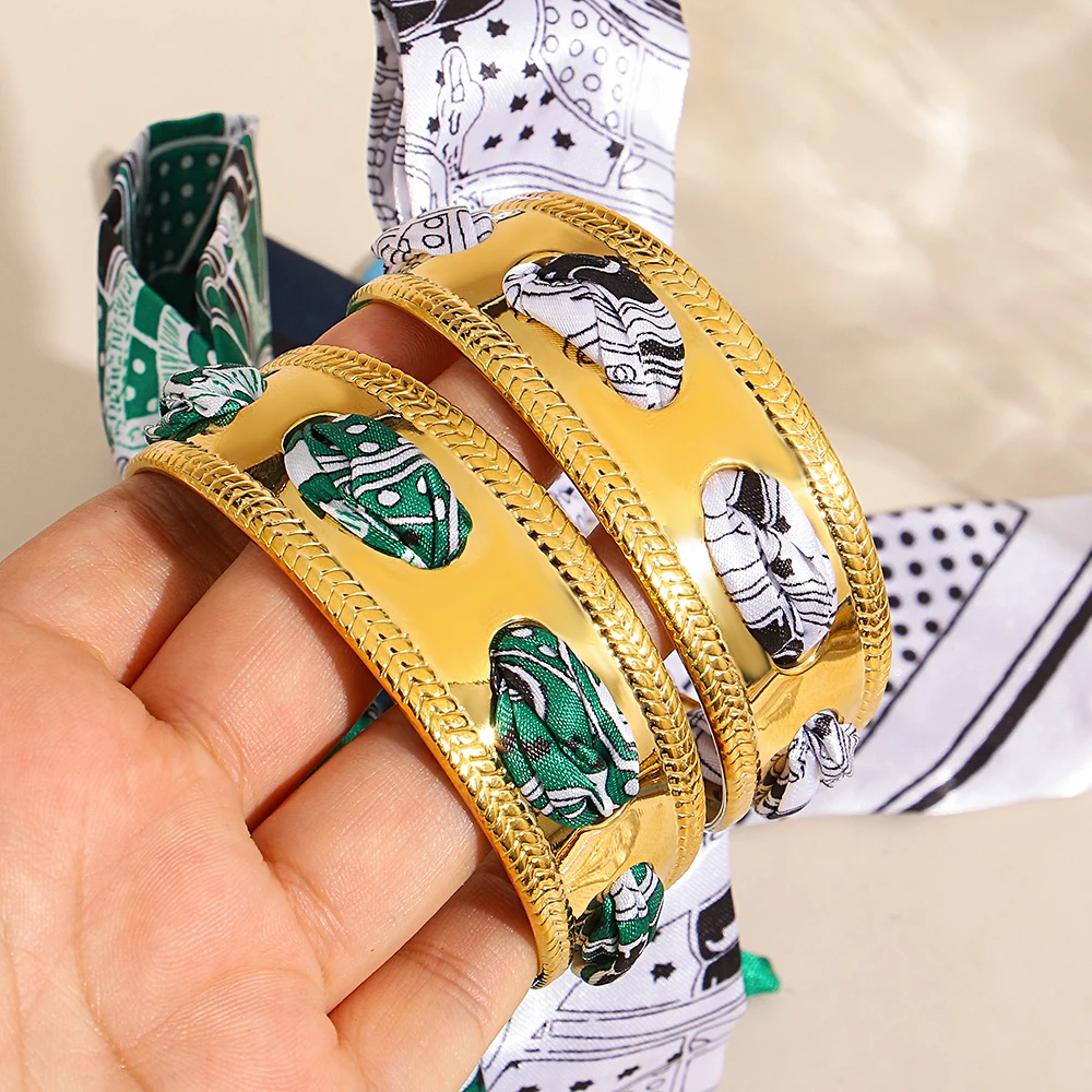 Greatera breites Weizenohr, ausgehöhltes grünes Band, handgefertigtes Schleife-Armband, abnehmbarer Nischen-Design-Frauen-Armreif, Schmuck