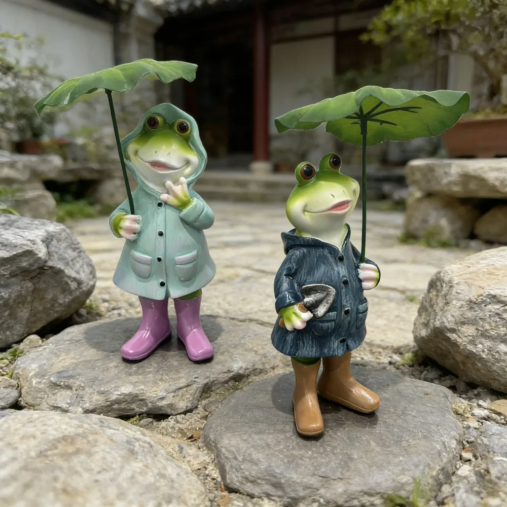 Cute Gardening Statue with a Whimsical Leaf Raincoat Design, Suitable for Outdoor Garden, Lawn, and Courtyard Decoration