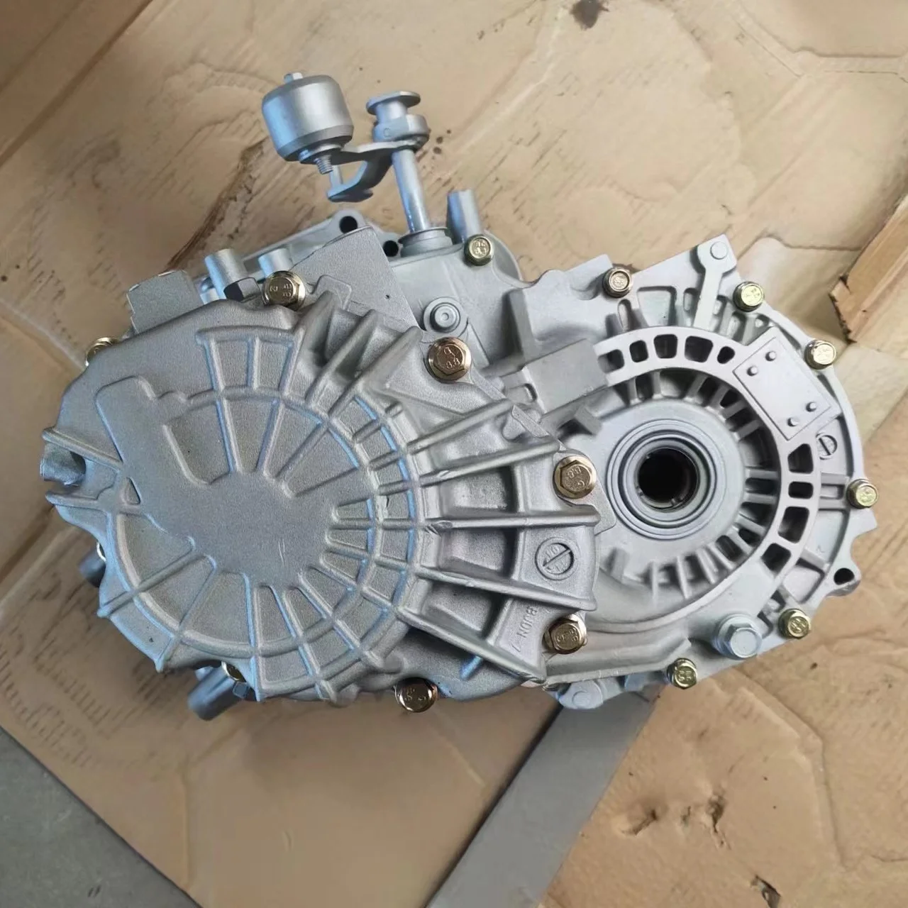 

YSD Manufacture Transmission Gearbox Chev-rolet Sail