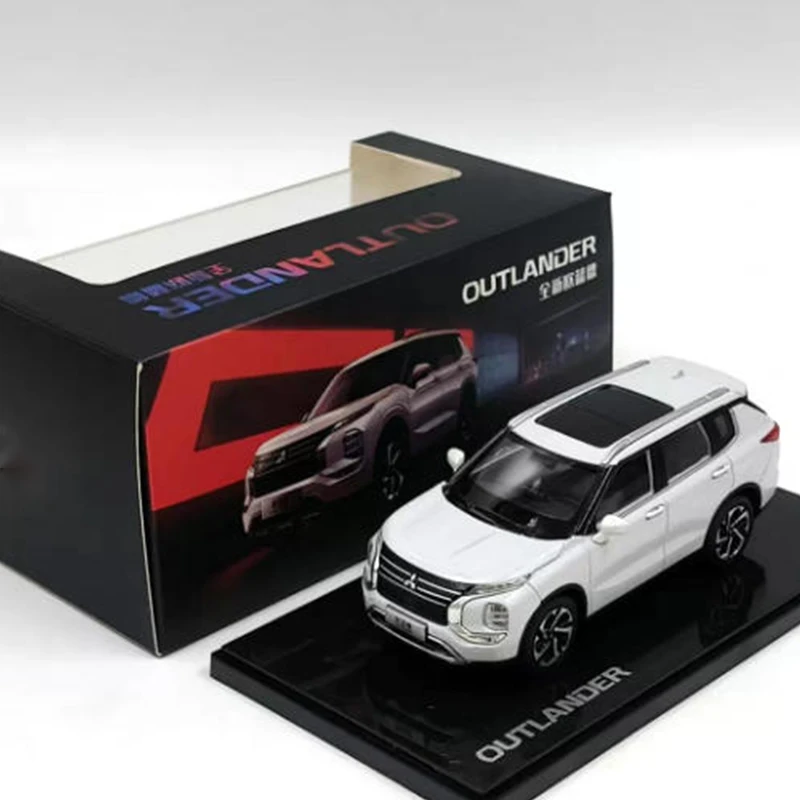 

Diecast Original 1:43 Scale OUTLANDER Alloy Model Simulation Decoration Hobbies Souvenirs Gifts Collection Static Display