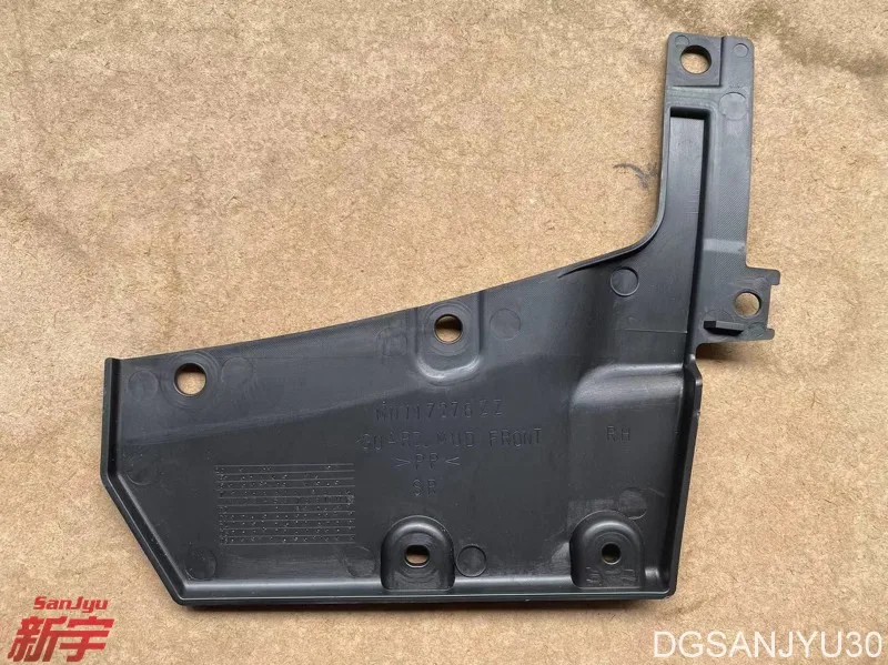 

PAJERO3 V60V70W 2003-2006 MUDGUARD FRONT LEFT AND RIGHT MN117276 MN117275 GENUINE GUARD MUD