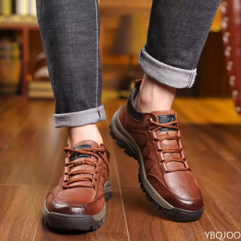 新しいメンズカジュアル快適な綿の靴秋冬ファッショナブルな多用途スポーツシューズミニマリスト暖かいメンズスノーブーツ