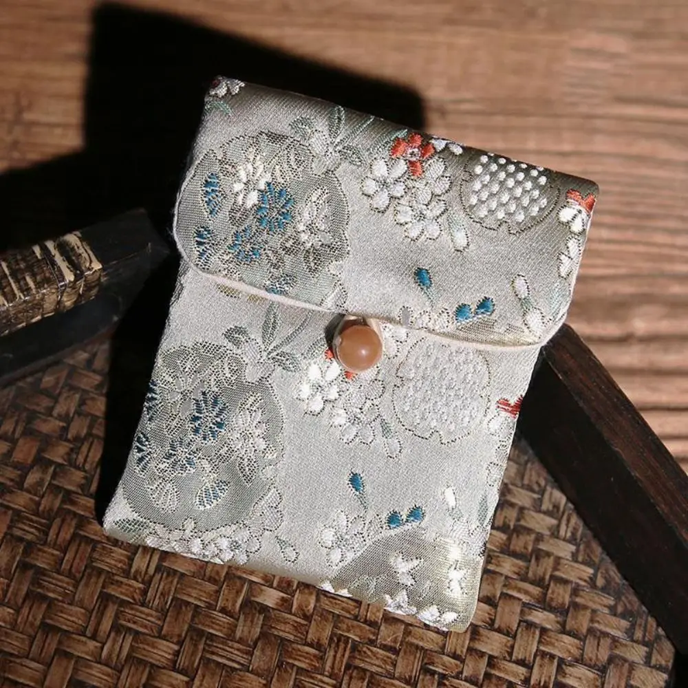 

Embroidered Flowers Jewelry Packing Bag Rings Necklace Bracelet Jewelry Display Box Large Capacity Coin Purse