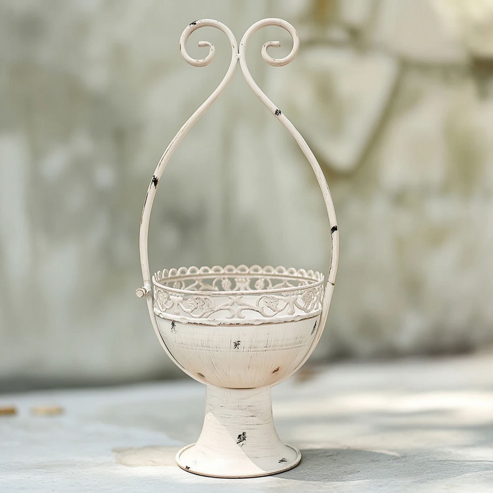 Metal Planter with Handle Distressed Pedestal Planter Metal Flower Pot Farmhouse Decorative for Home Decorators, Garden, Patio