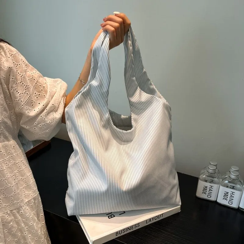 

Винтажная стильная сумка-шоппер и модные лучшие сумки для подгузников для поездок на работу, элегантная кожаная сумка через плечо, простая и стильная.