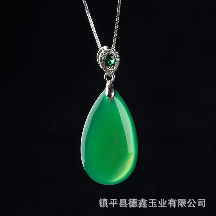 Green chalcedony inlaid pendant inlaid with powder chalcedony small water drop inlay