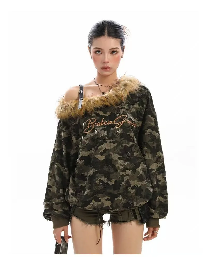 Y2K American Street-Top de camuflaje Retro para mujer, sudadera informal con cuello de piel bordado y hombros descubiertos, sudadera holgada de manga larga a la moda