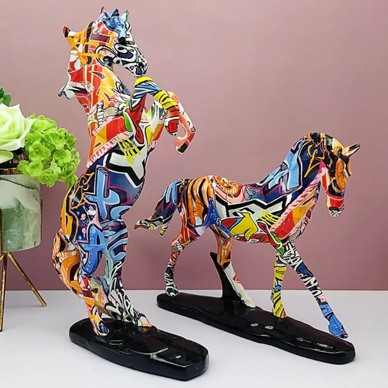 

Graffiti Horse Sculpture Animal Resin Horses Statue Figurine Colorful Home Decoration Ornament Interior Art Crafts